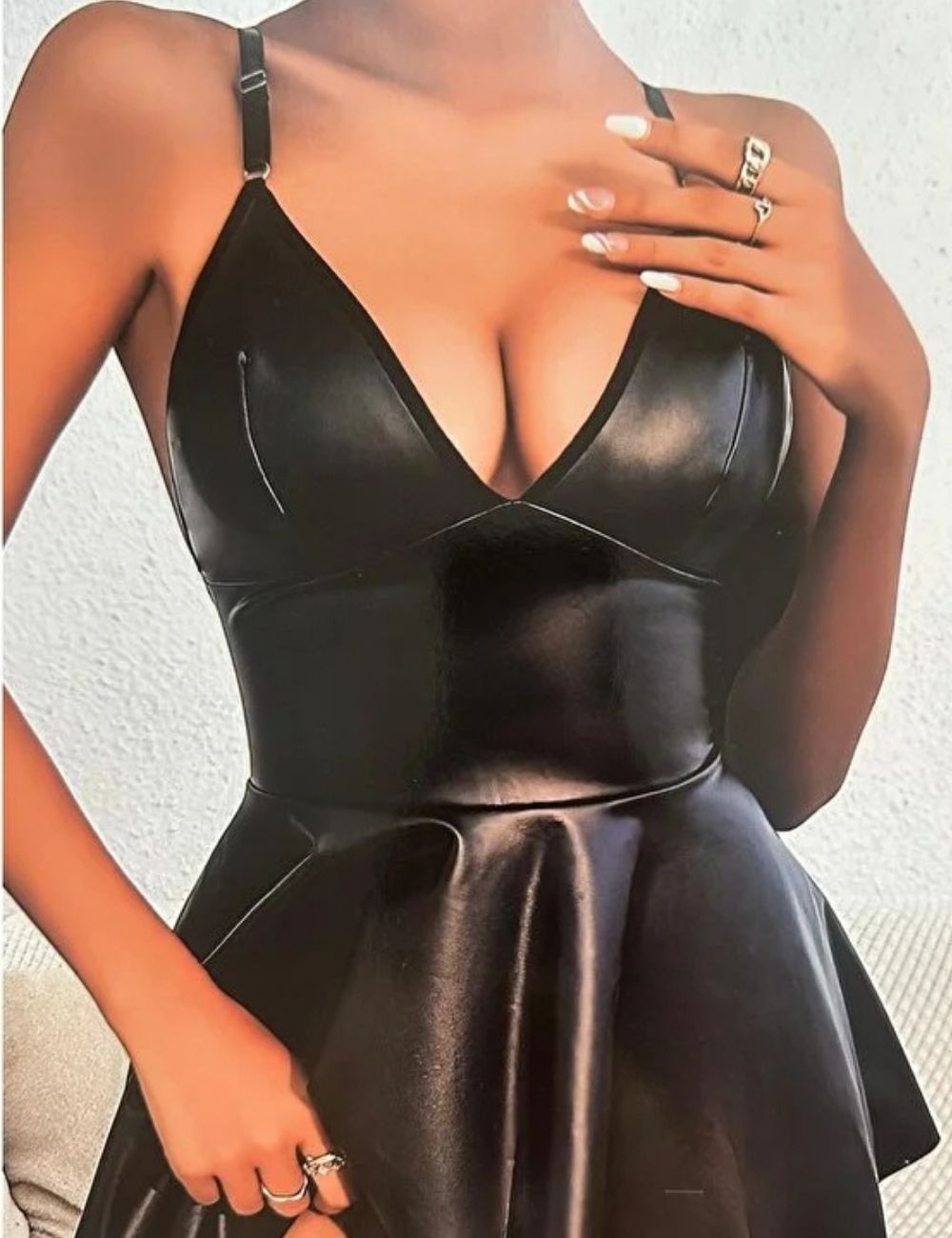 Siyah Suni Deri Mini Bralette Form Elbise
