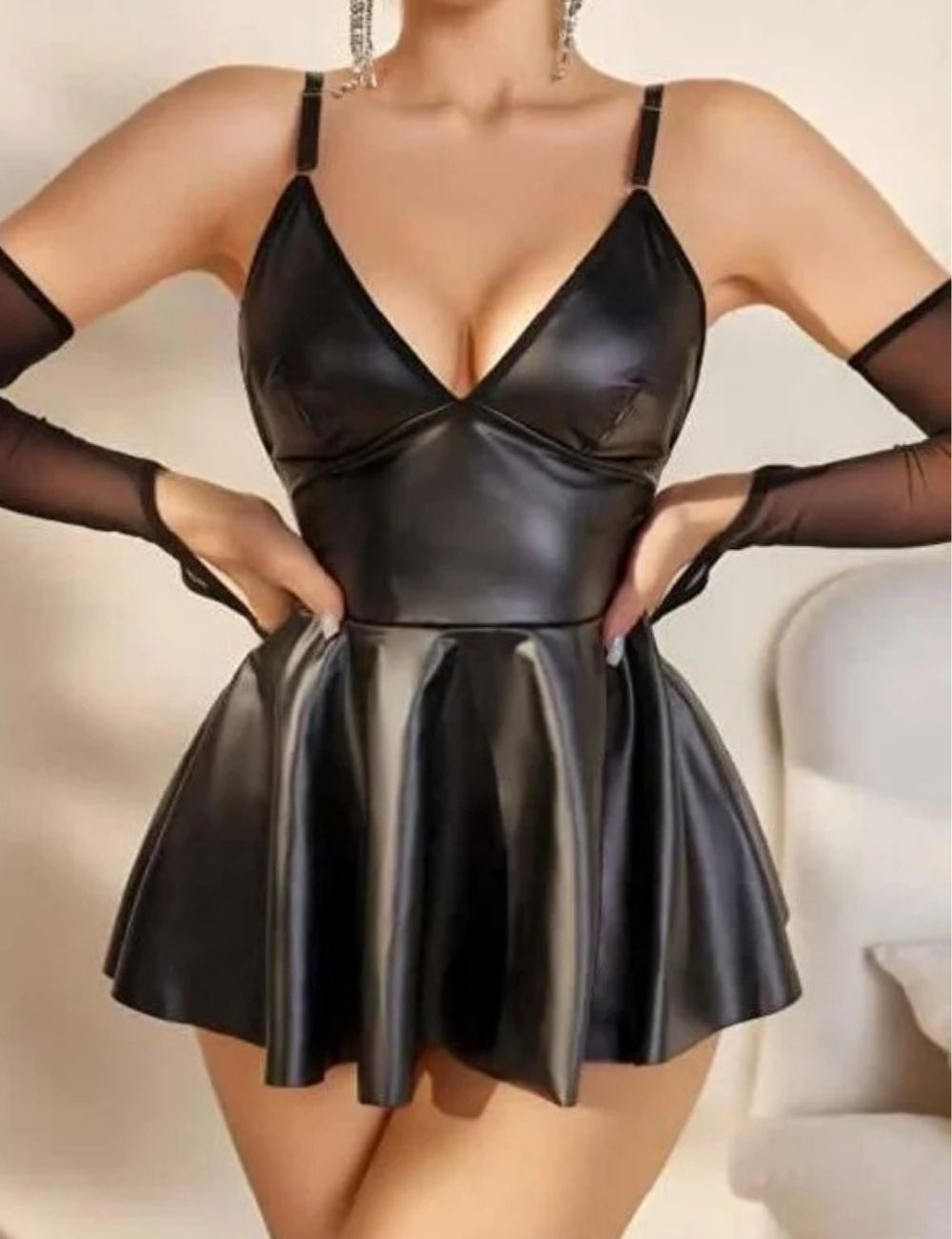 Siyah Suni Deri Mini Bralette Form Elbise